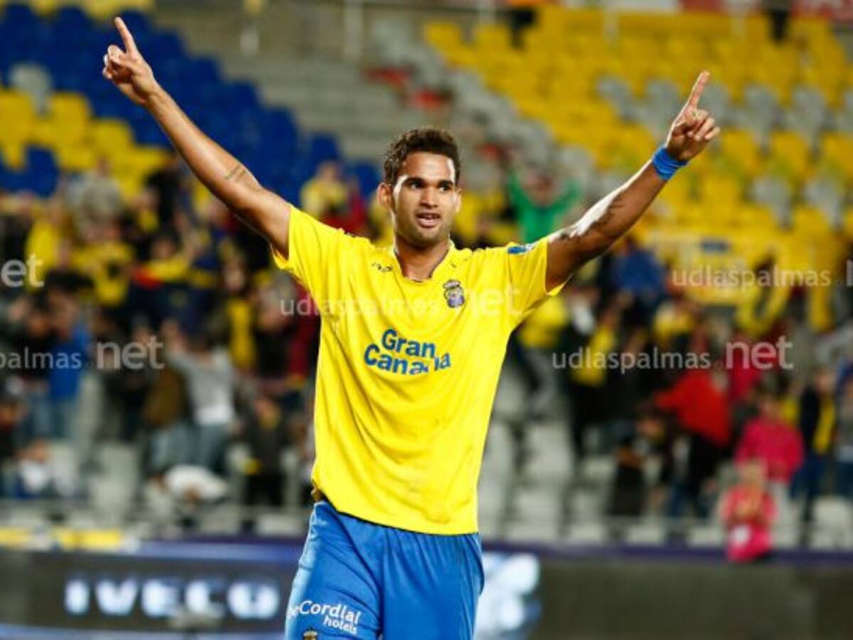 Aperribay echa el cerco sobre Wiliam José