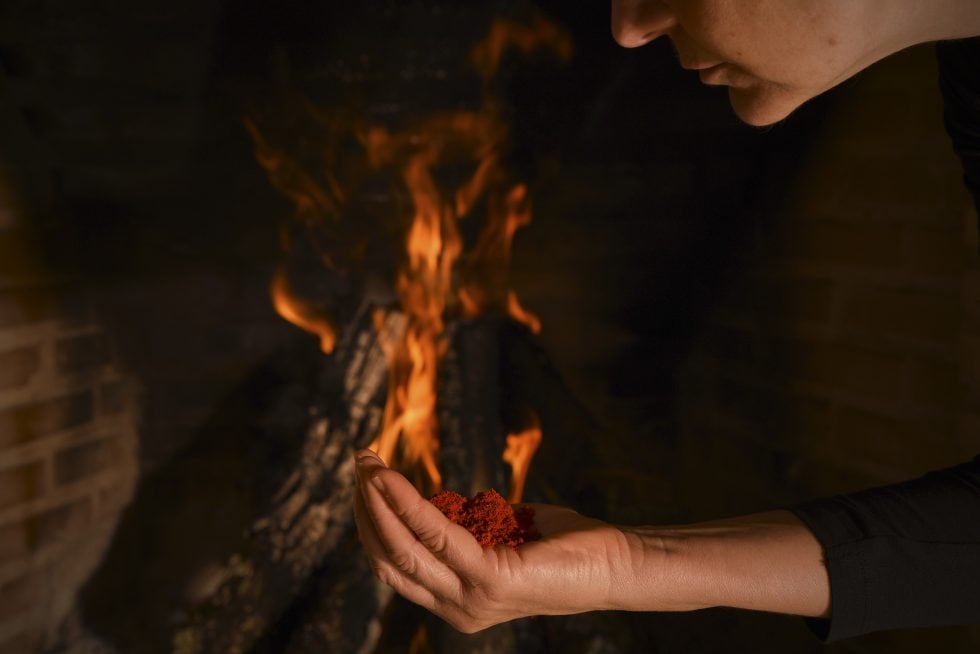 Primer premio del Concurso de Fotografía Sensaciones Pimentón de la Vera DOP titulada &quot;El aroma de La Vera” de Santos Domínguez Redondo