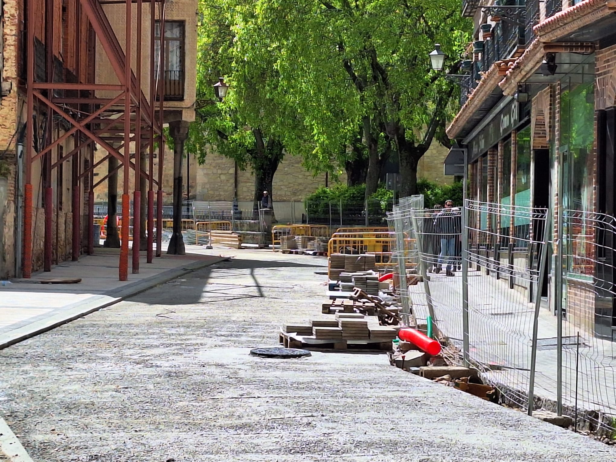 Obras en la calle Buitrago (Segovia)