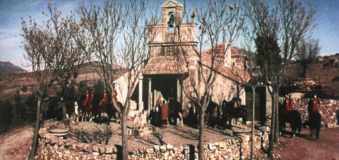 En el mes de enero de 1961 se rodaban en los exteriores de la Ermita de Nuestra Señora de los Remedios las secuencias pertenecientes a la mítica película 