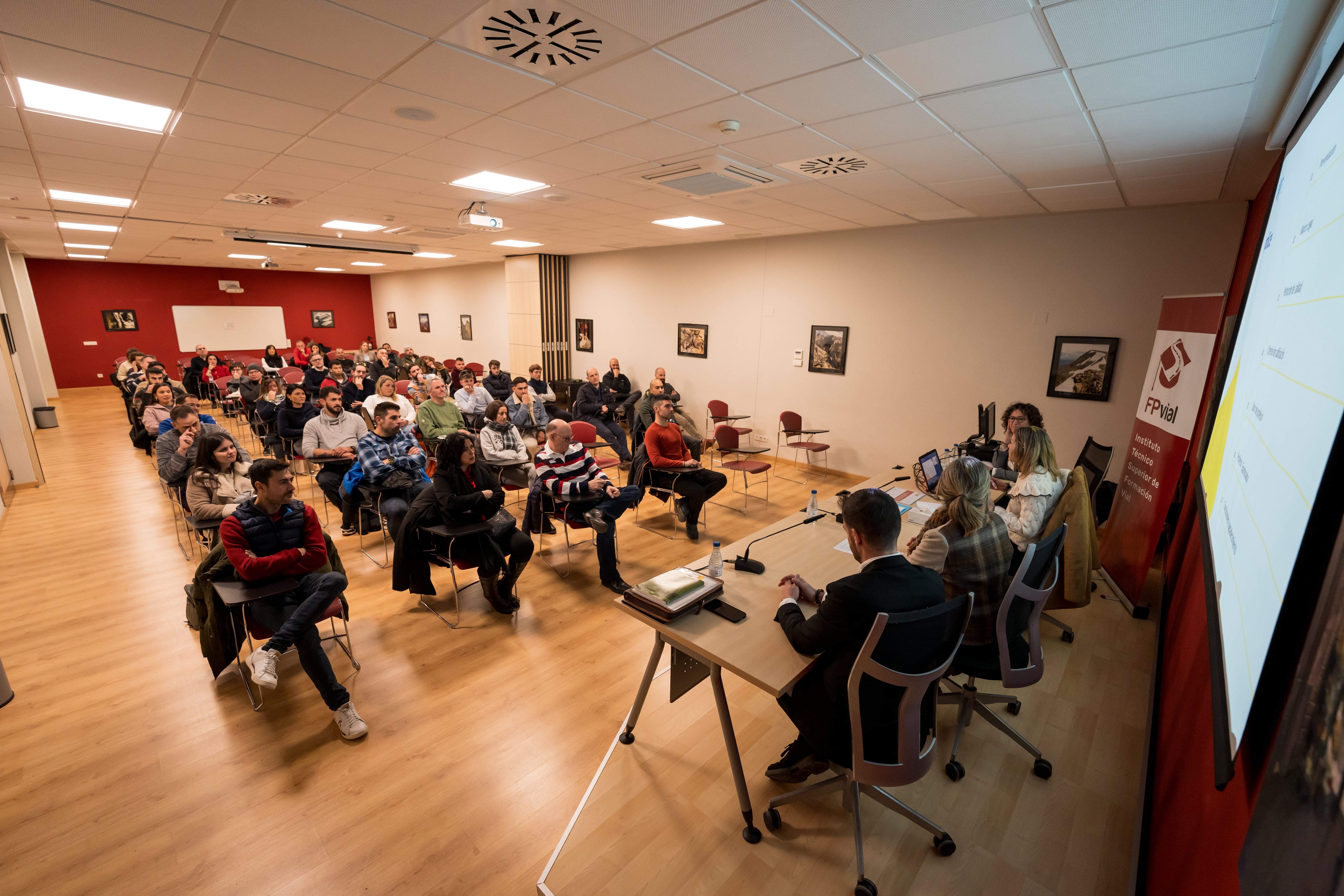 Jornada informativa FP Vial Barbastro.