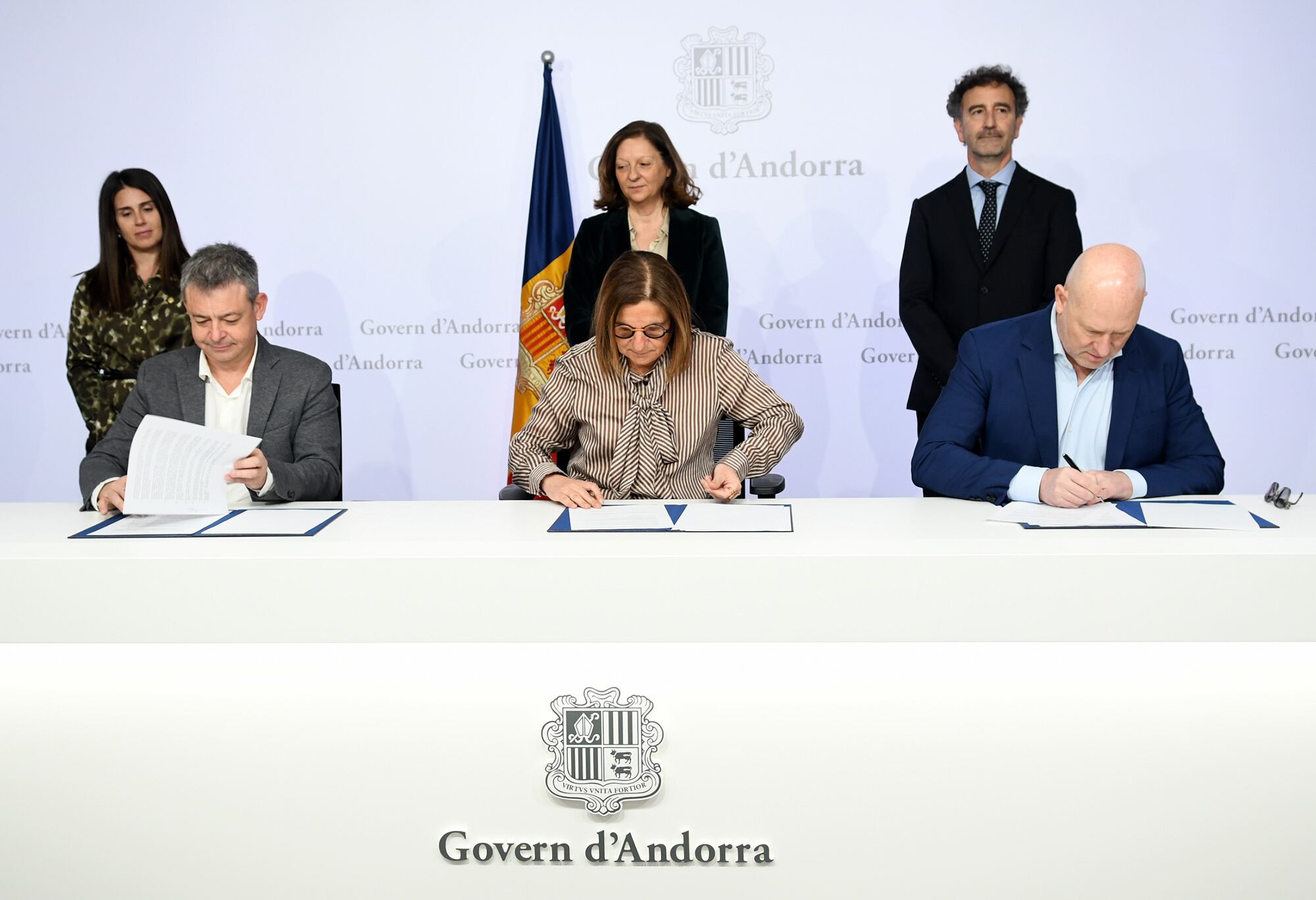 Signatura del Memoràndum per a la concertació de places de la futura residència de gent gran a Encamp.