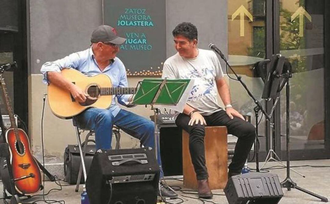 Paco Flores y Tonino Prieto integrantes del dúo Paton