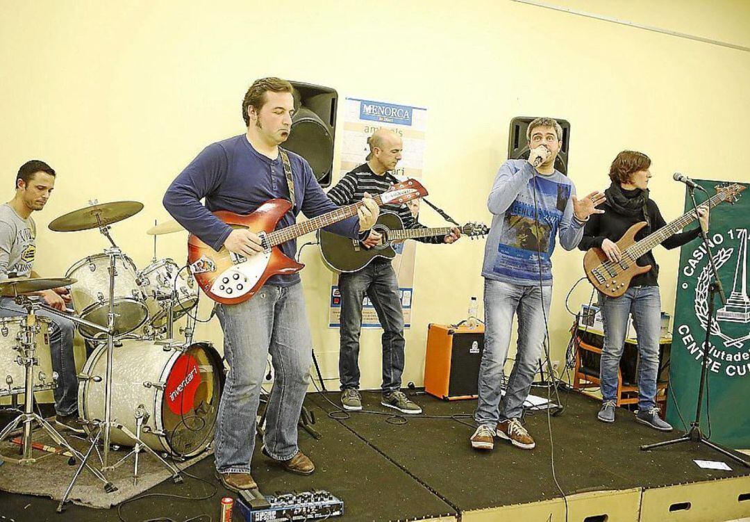 El grup Inventari es compromet amb la societat illenca i els més necessitats.