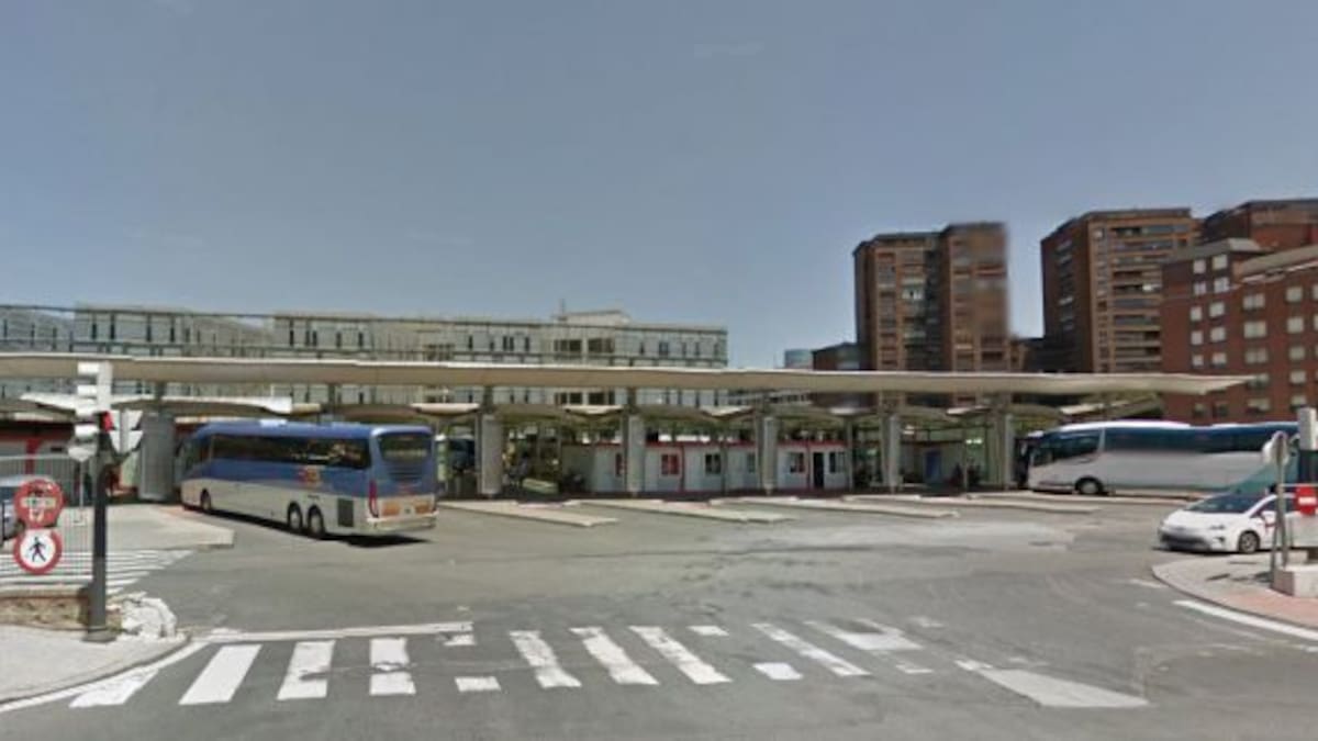 Iñigo Solana, usuario del autobús Castro Urdiales - Bilbao.