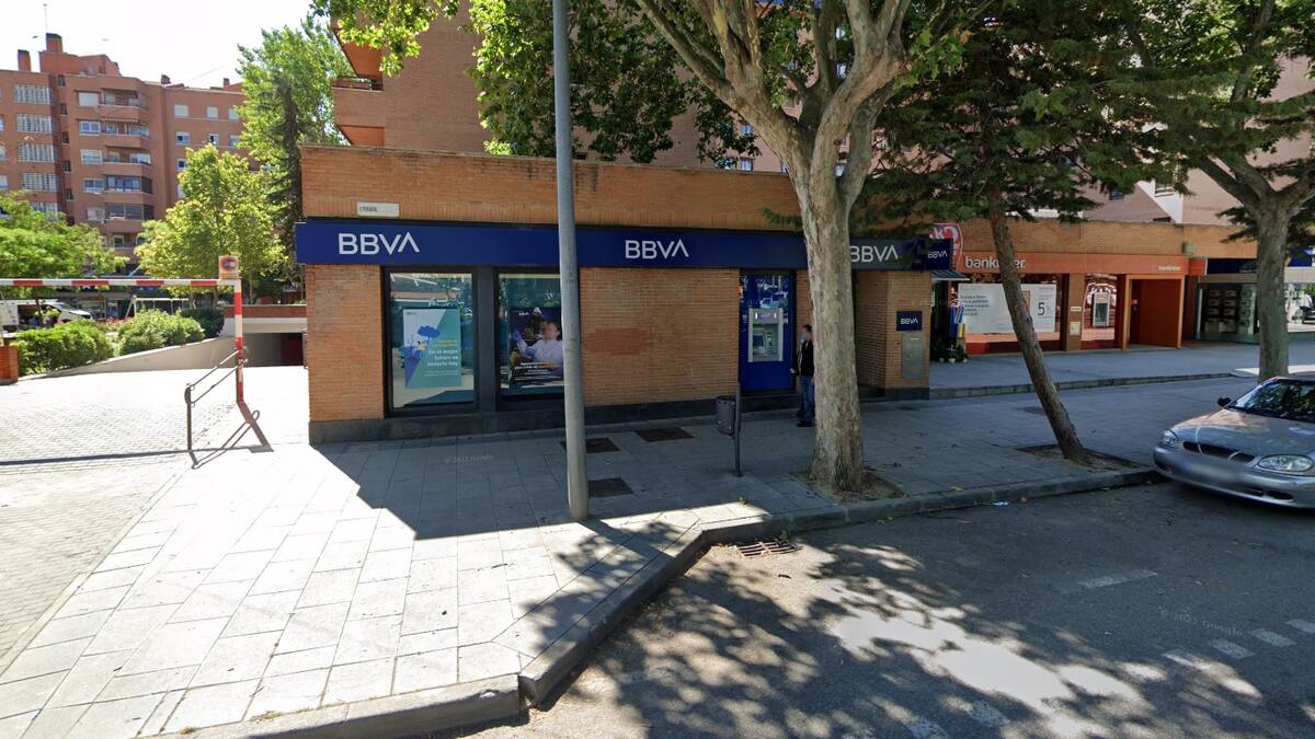 Revientan con explosivos un cajero automático de una oficina bancaria de Tres Cantos