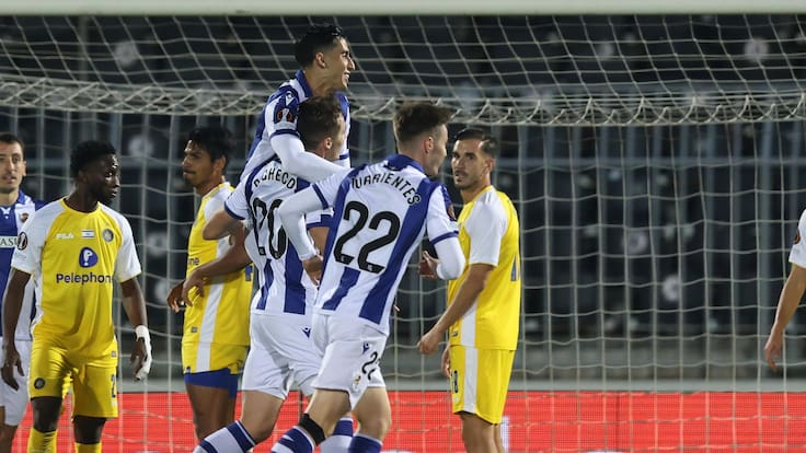 Así sonaron en Carrusel los goles de la Real en Belgrado.