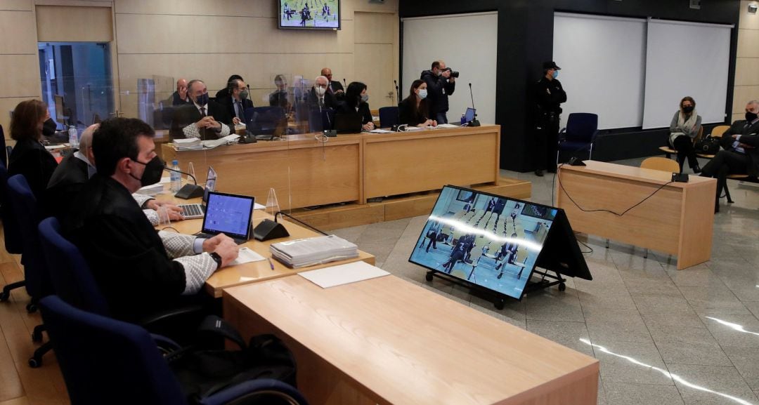 Vista general del tribunal durante el juicio de los &#039;papeles de Bárcenas&#039; este lunes en la Audiencia Nacional en San Fernando de Henares. 