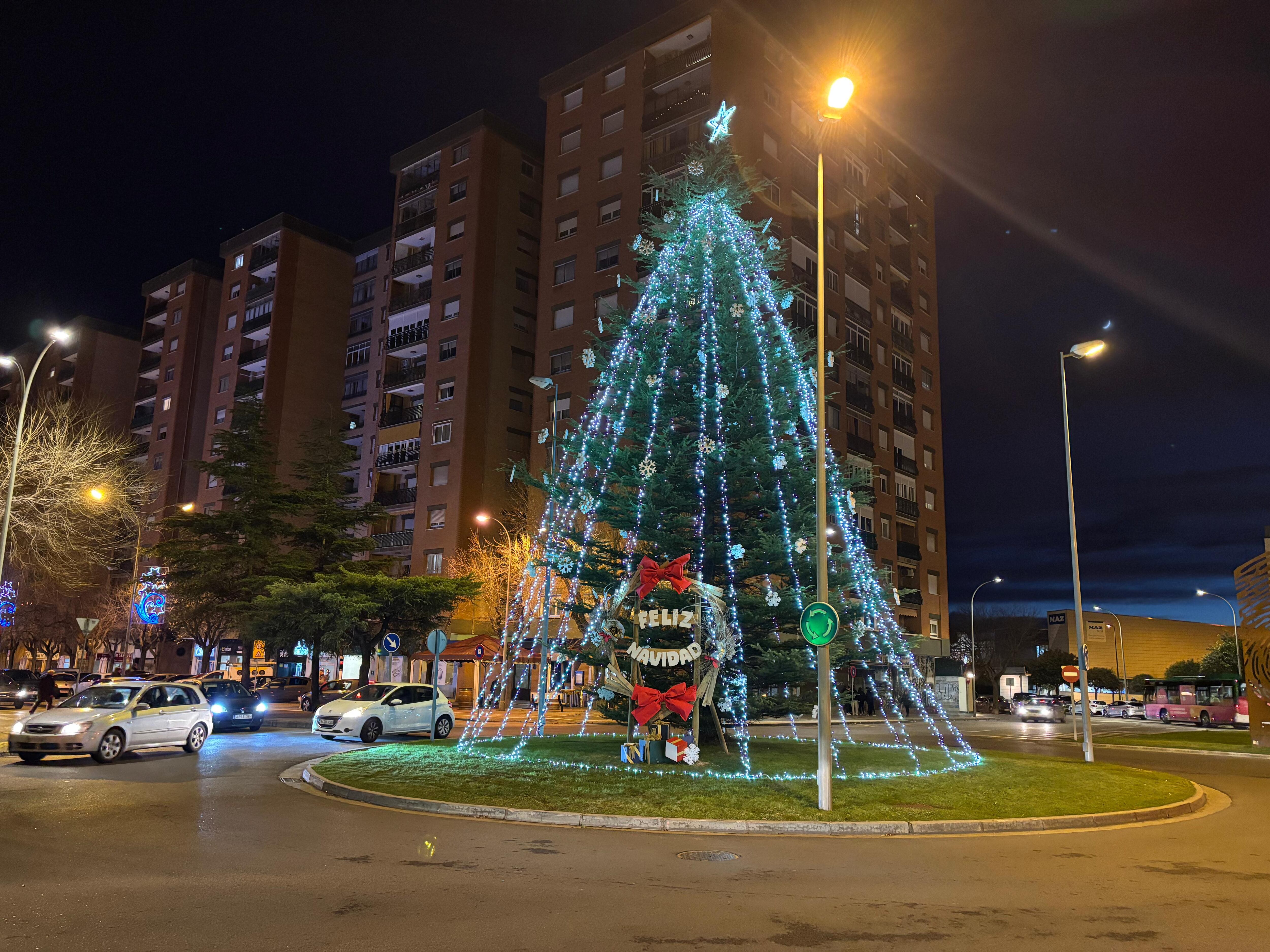 Decoración navideña en Huesca