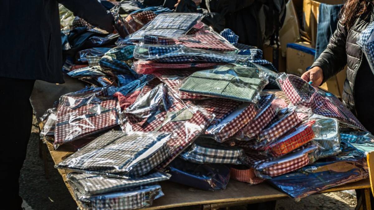 Los comerciantes de los mercadillos denuncian dificultades para acceder a las ayudas por la DANA