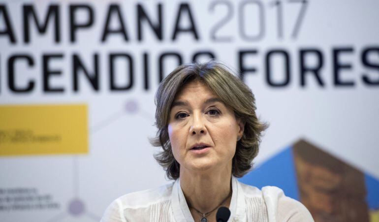 a ministra de Agricultura y Pesca, Alimentación y Medio Ambiente, Isabel García Tejerina, durante la presentación de la campaña de lucha contra incendios forestales