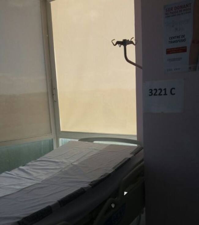 Camilla habilitada en uno de los solariums