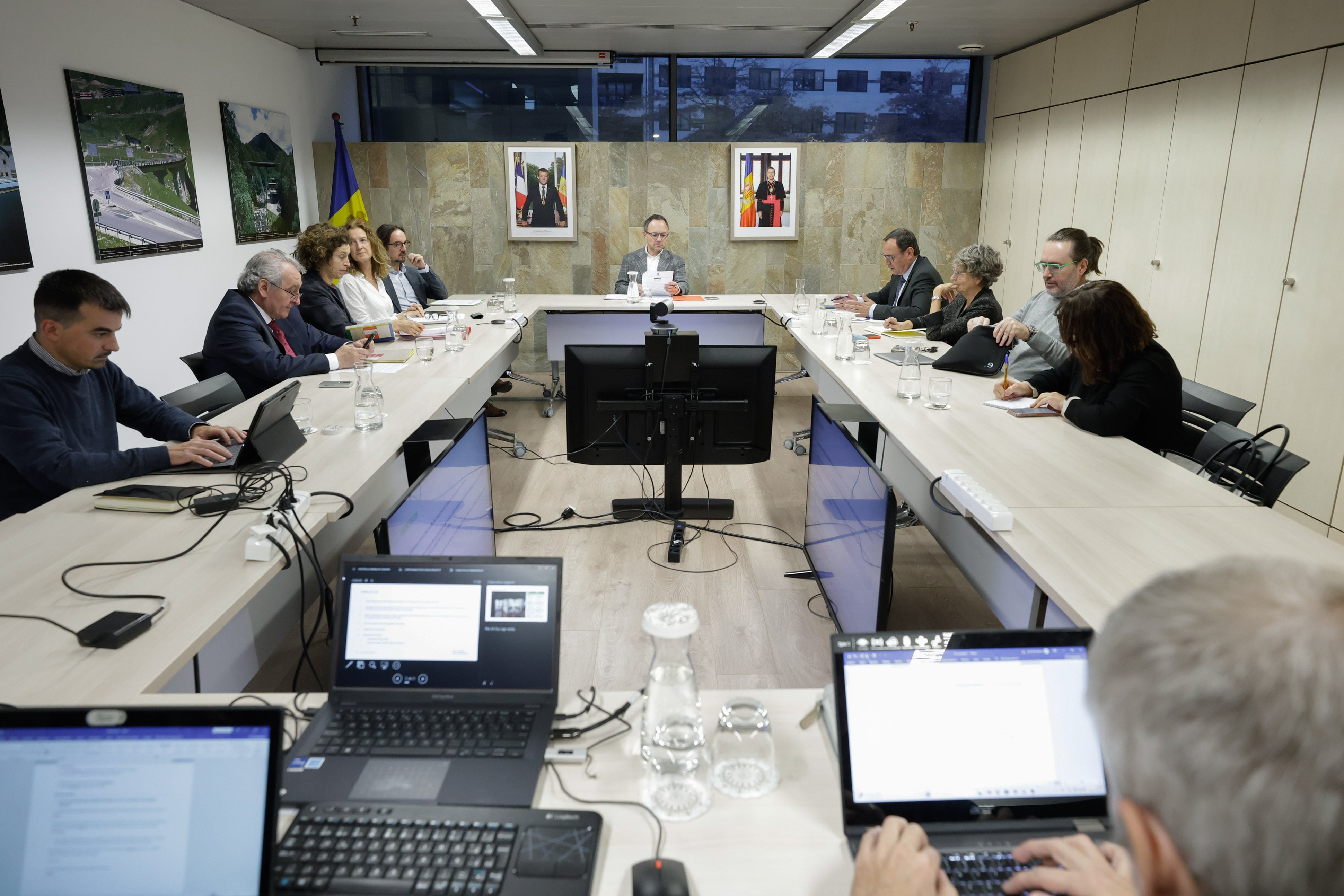 La reunió dels membres del Pacte d'Estat per l'acord d'associació