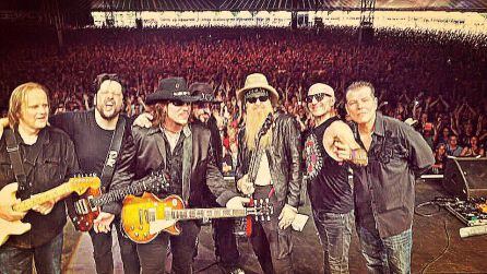 Billy Gibbons junto a supersonic blues machine