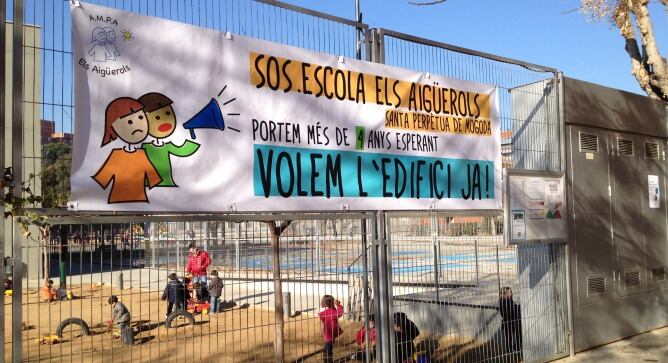 Una de les escoles en lluita, Els Aigüerols a Santa Perpètua de Mogoda