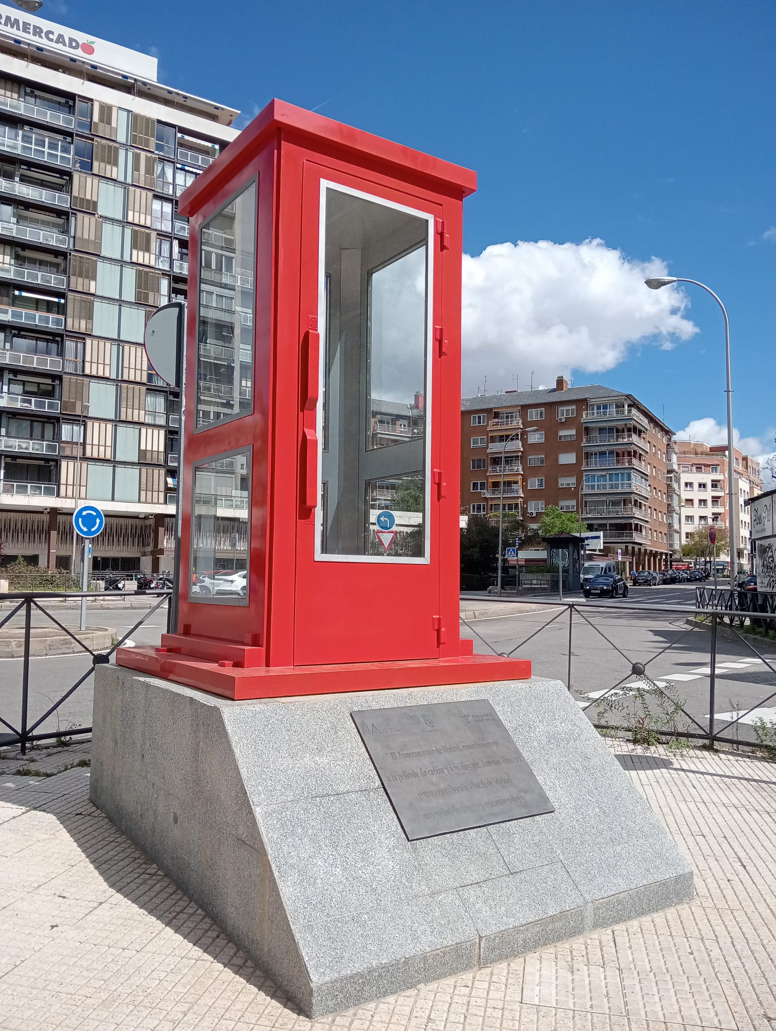 Cabina telefónica.