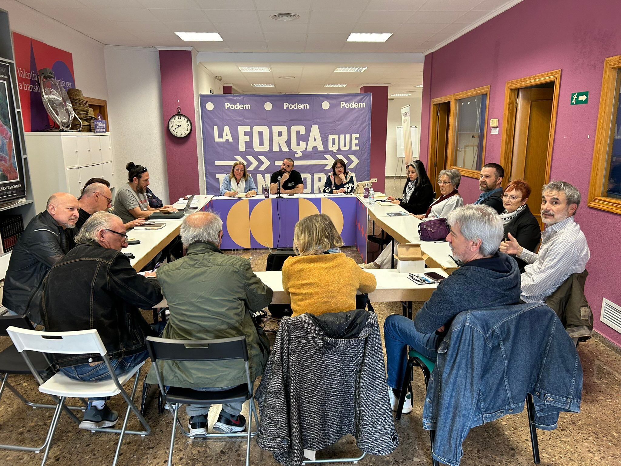 Reunión del Consejo de Círculos de Podem València que aprobó la nueva ejecutiva en la ciudad encabezada por Adrián Navalón.