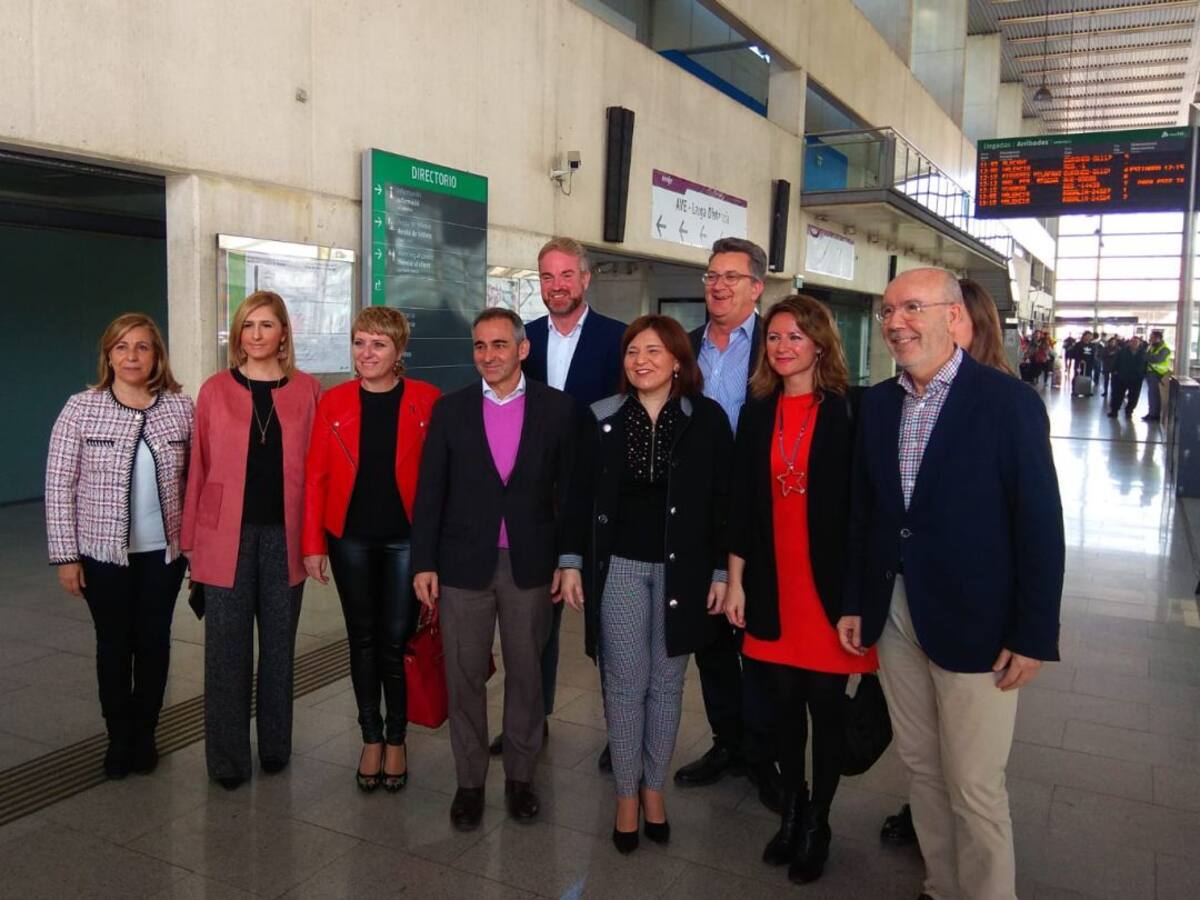 El Partido Popular pide al gobierno valenciano que actúe y solucione el caos de los trenes de Cercanías