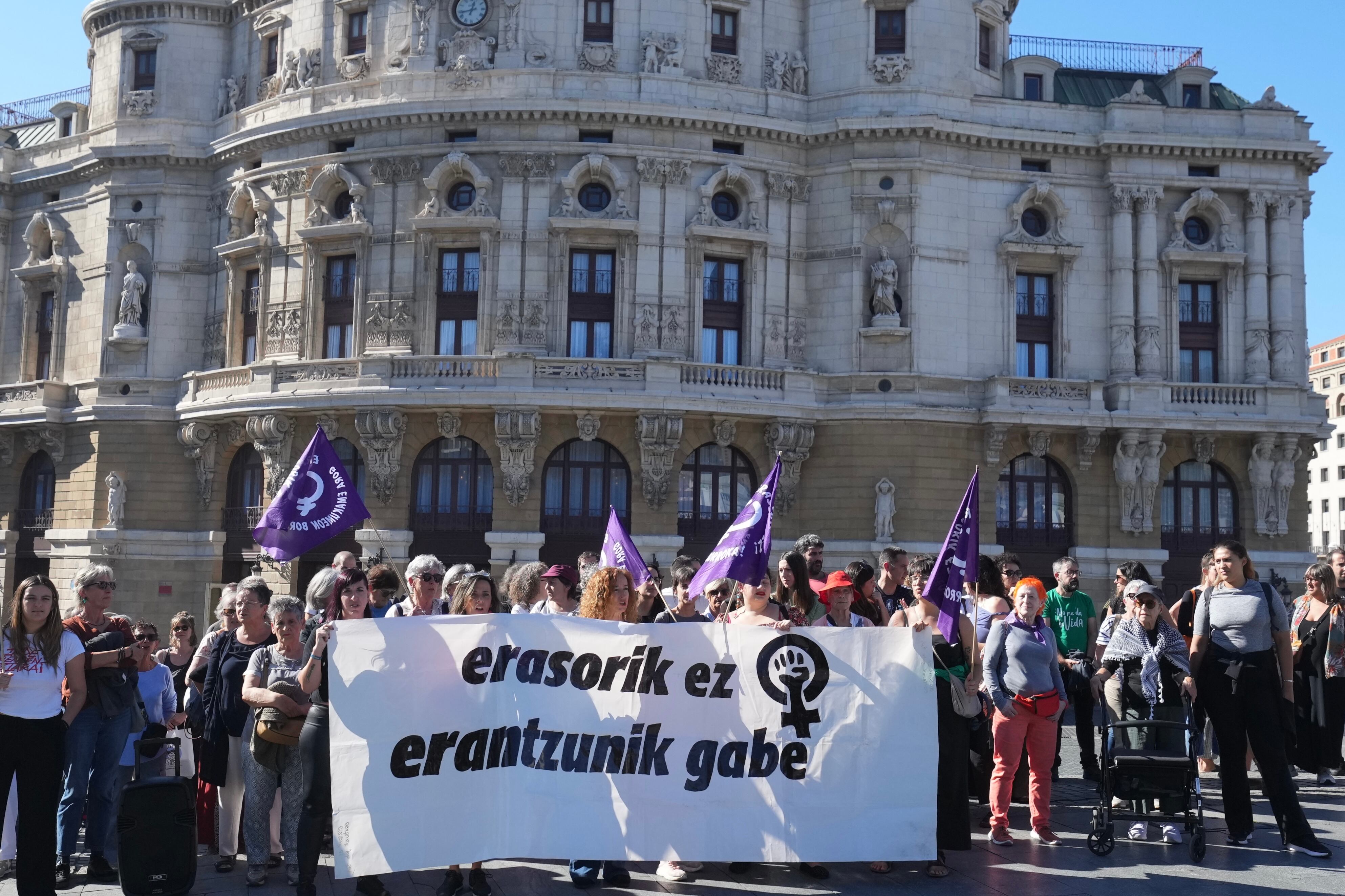 Manifestación contra la violencia de género en Bilba