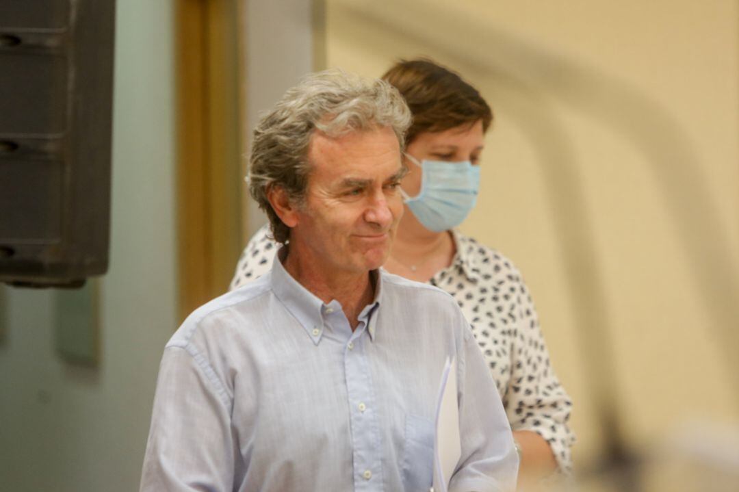 El director del Centro de Coordinación de Alertas y Emergencias Sanitarias, Fernando Simón, durante la rueda de prensa.