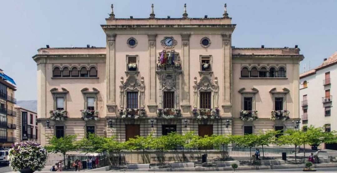 Fachada del Ayuntamiento de Jaén.