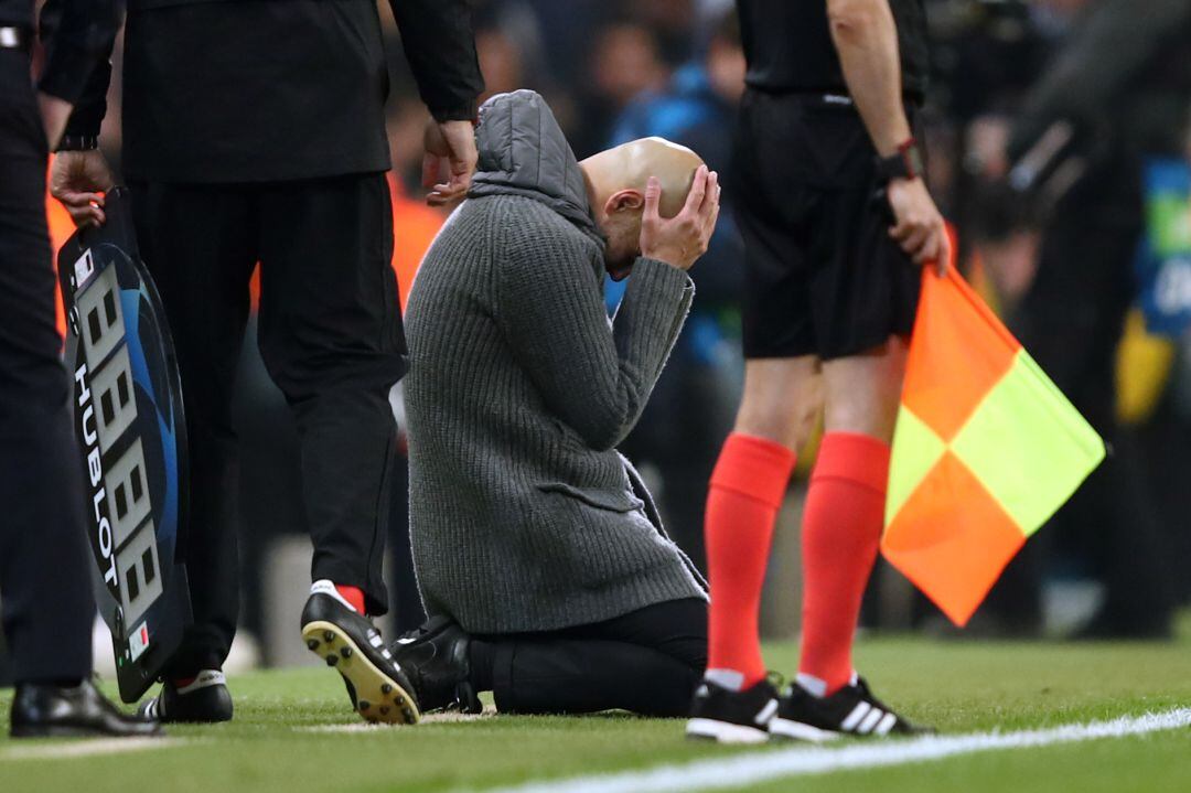 Pep Guardiola, durante el encuentro de Champions entre su equipo, Manchester City, y el Tottenham