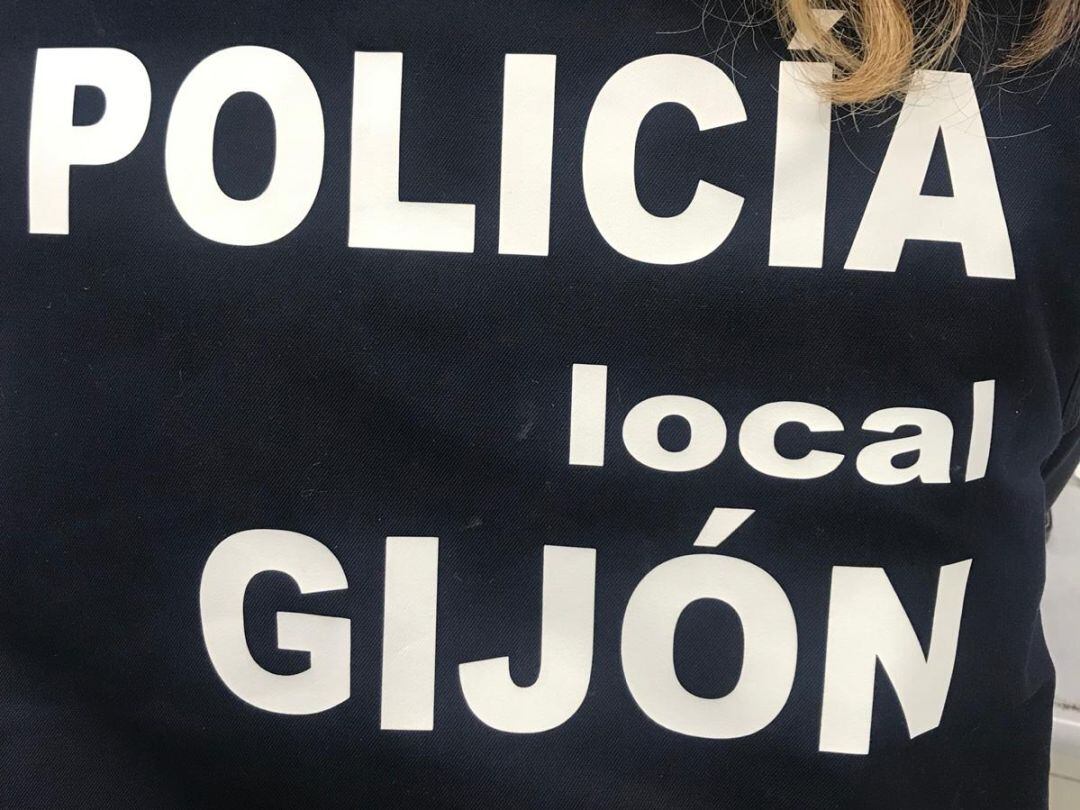 Agente de la Policía Local de Gijón.