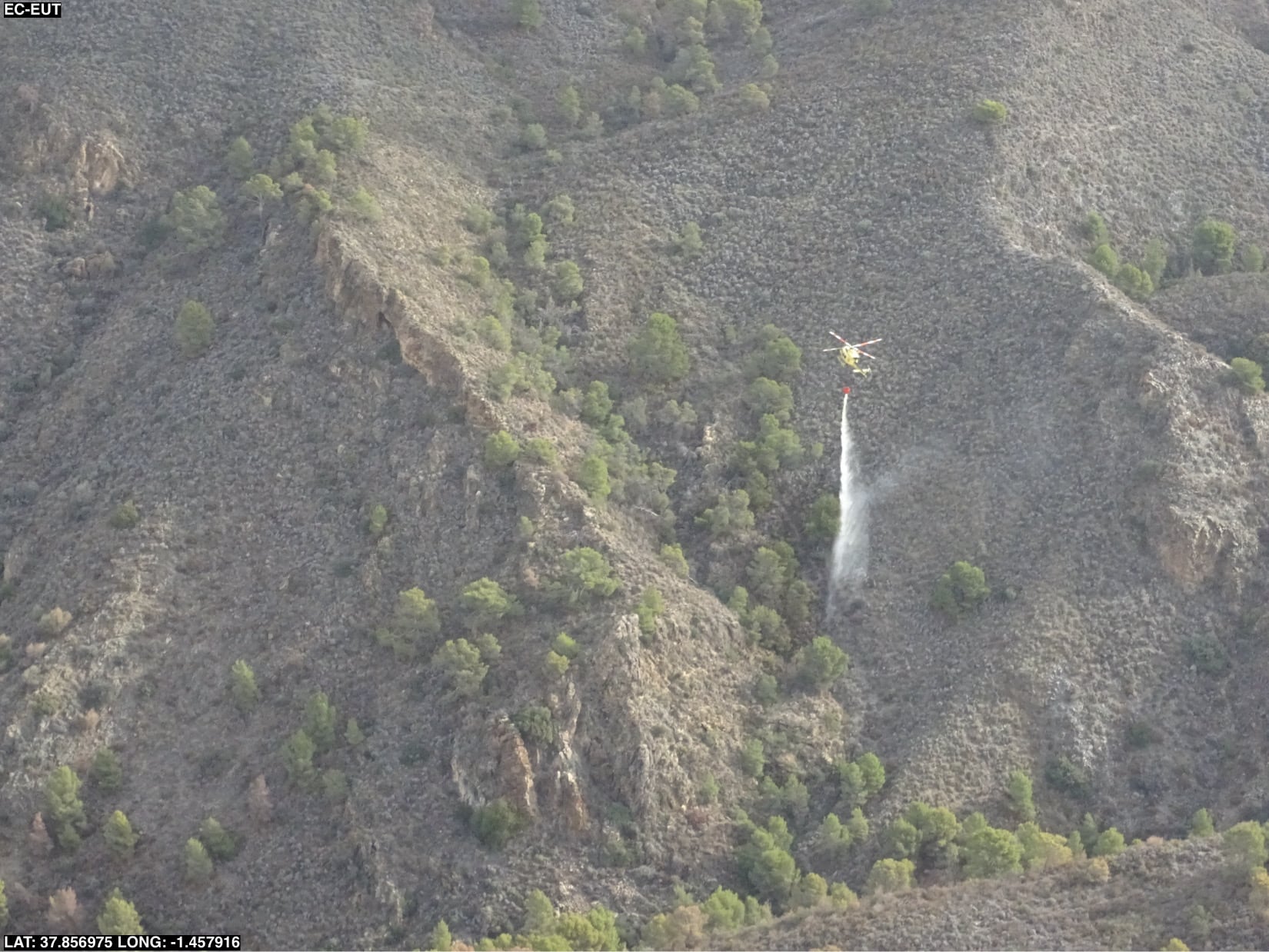 Incendio en la Sierra Carrascoy de Alhama de Murcia