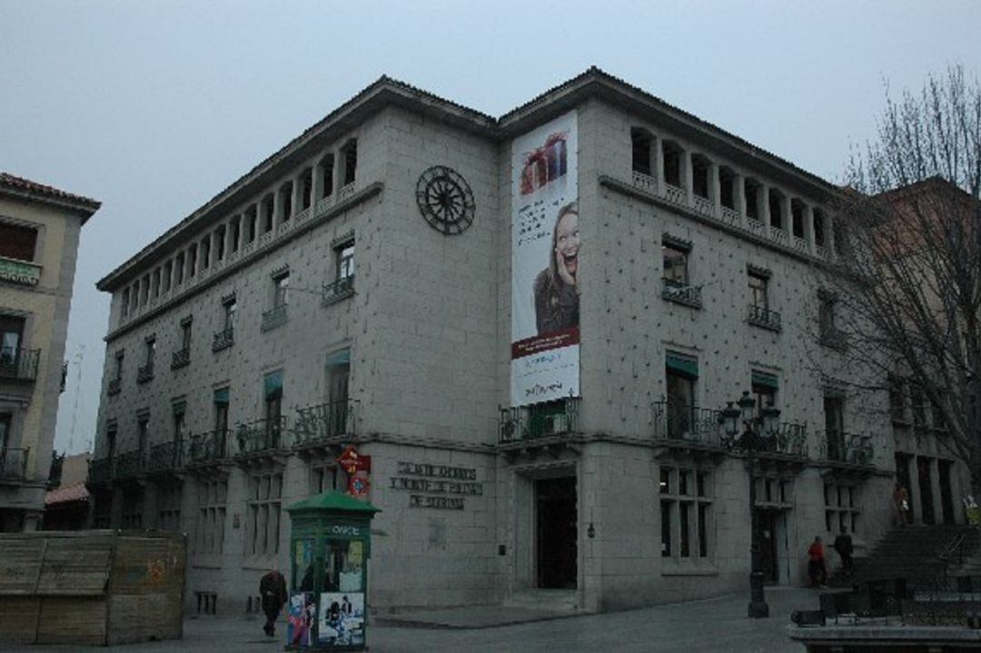 Fachada de la desaparecida Caja Segovia