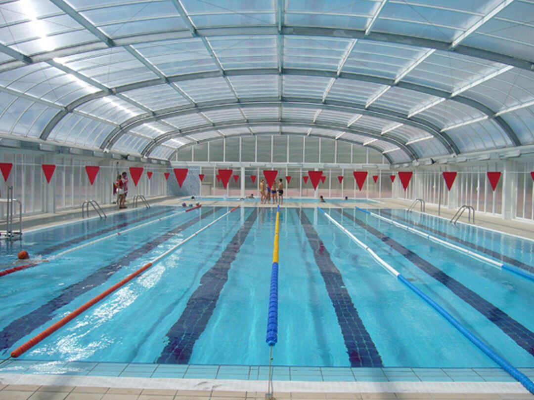 Imagen de archivo de la piscina municipal de Xeraco 