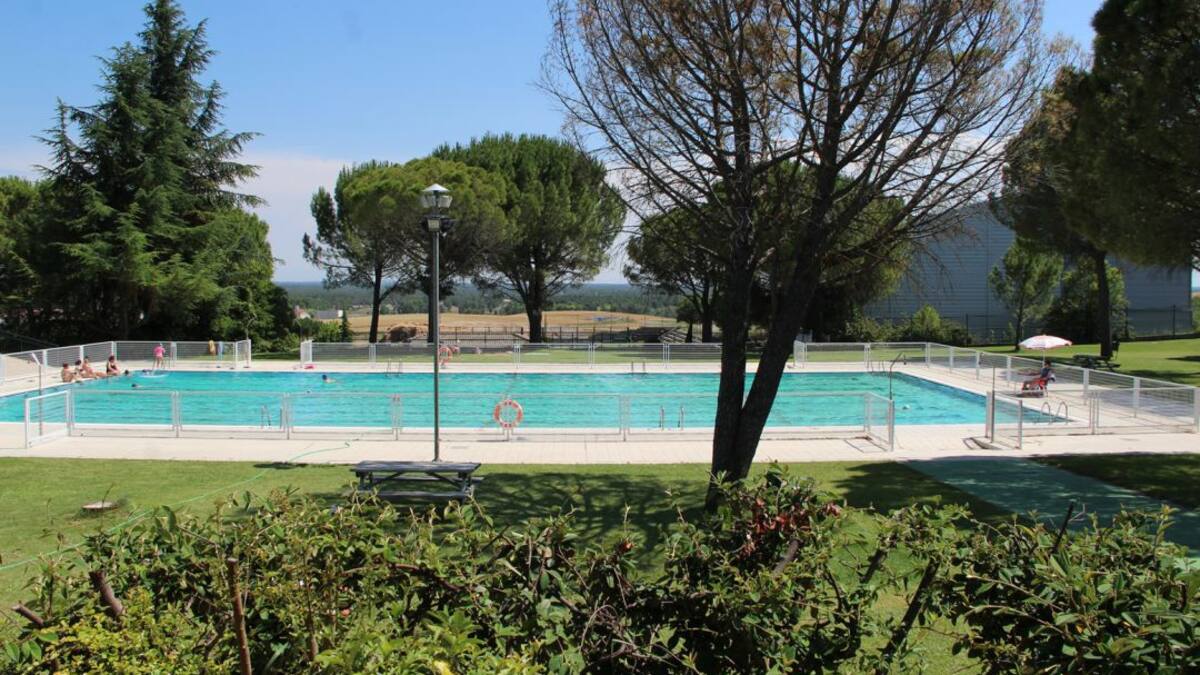 La Concejalía de Deportes y la empresa Balnea preparan mejoras en las piscinas de Cuéllar