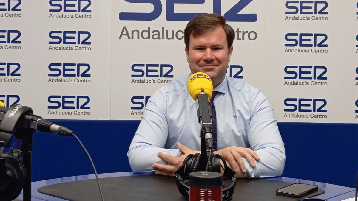 García Mendoza: “Más de 250 personas participarán en el dispositivo de seguridad de la Feria de Primavera de Antequera”
