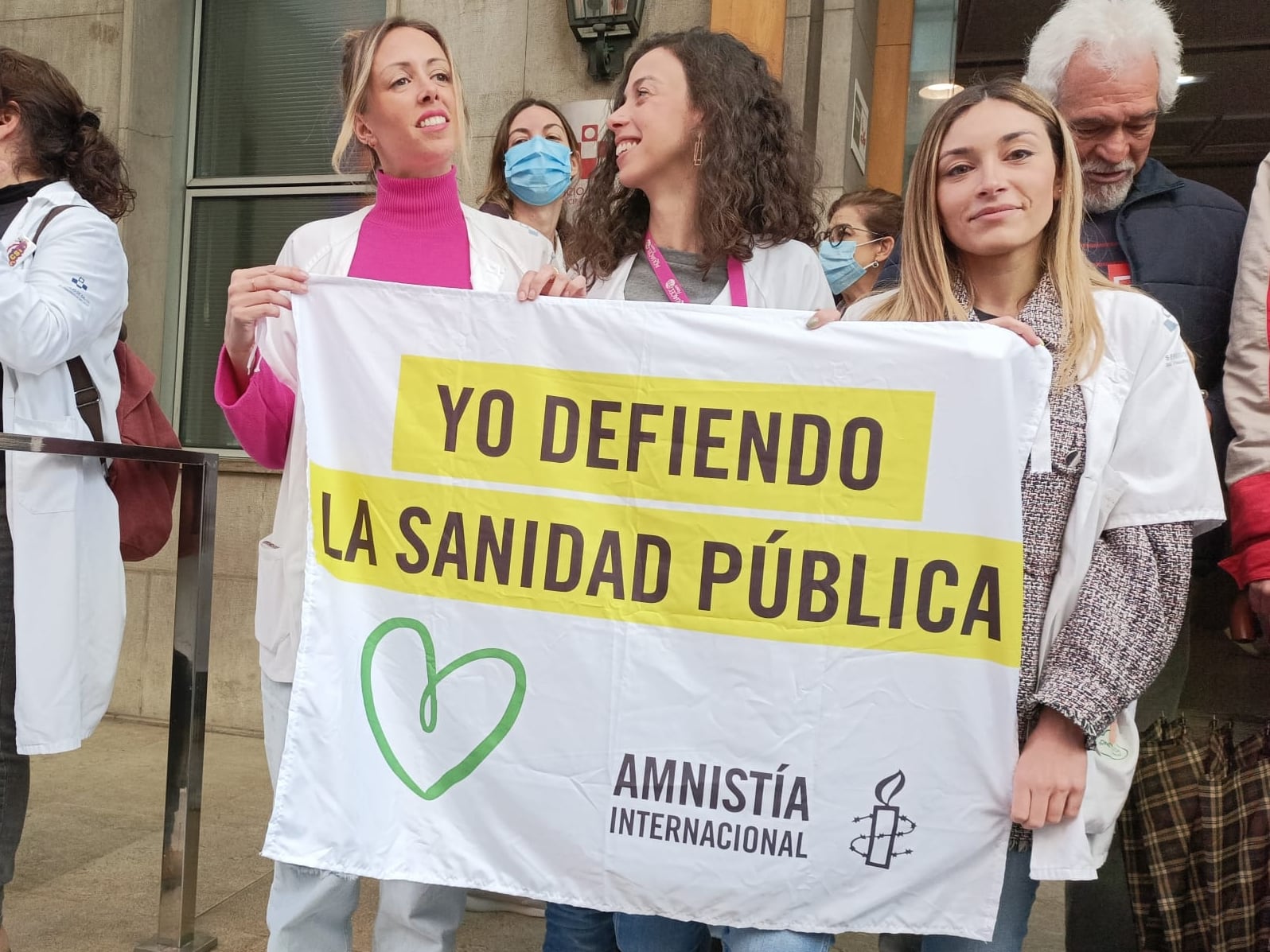 Momento de la protesta ante el centro de salud de La Lila, Oviedo