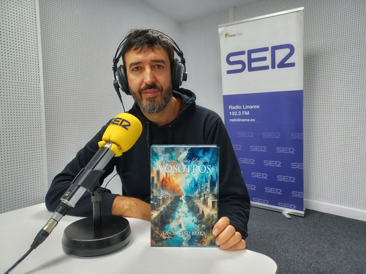 Juan María Luribe presenta su nueva novela titulada Vosotros: La Ciudad Rota (05/03/2025)