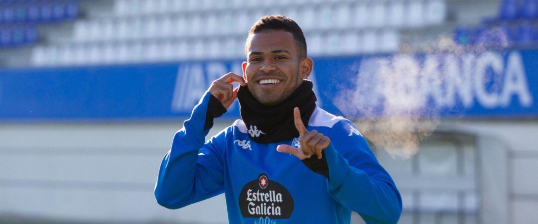 Juergen Elitim en un entrenamiento