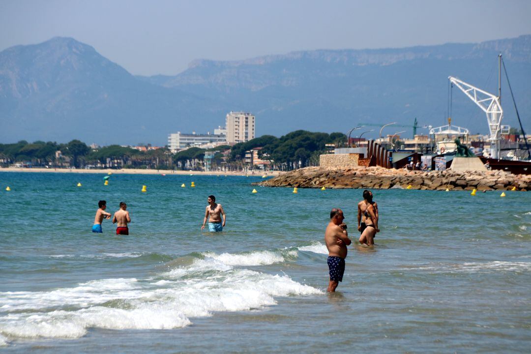 Platja de Llevant de Salou a l&#039;estiu de 2020