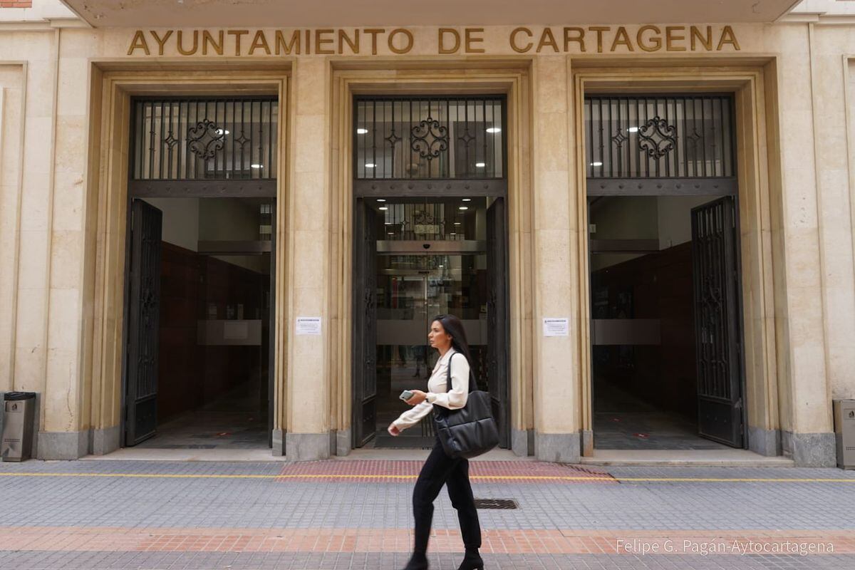 El edificio de San Miguel atenderá al público solo para estos dos asuntos las tardes del lunes 18, martes 19 y miércoles 20 de noviembre; el acceso será por la puerta lateral de la calle Jara