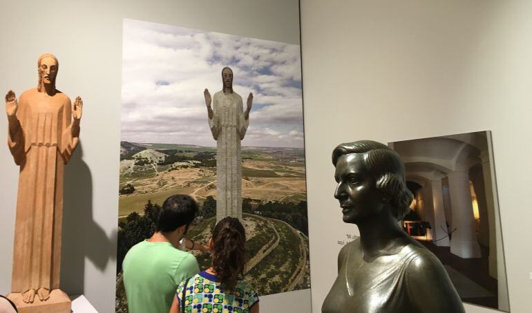 Exposición de Victorio Macho en el Centro Cultural Provincial