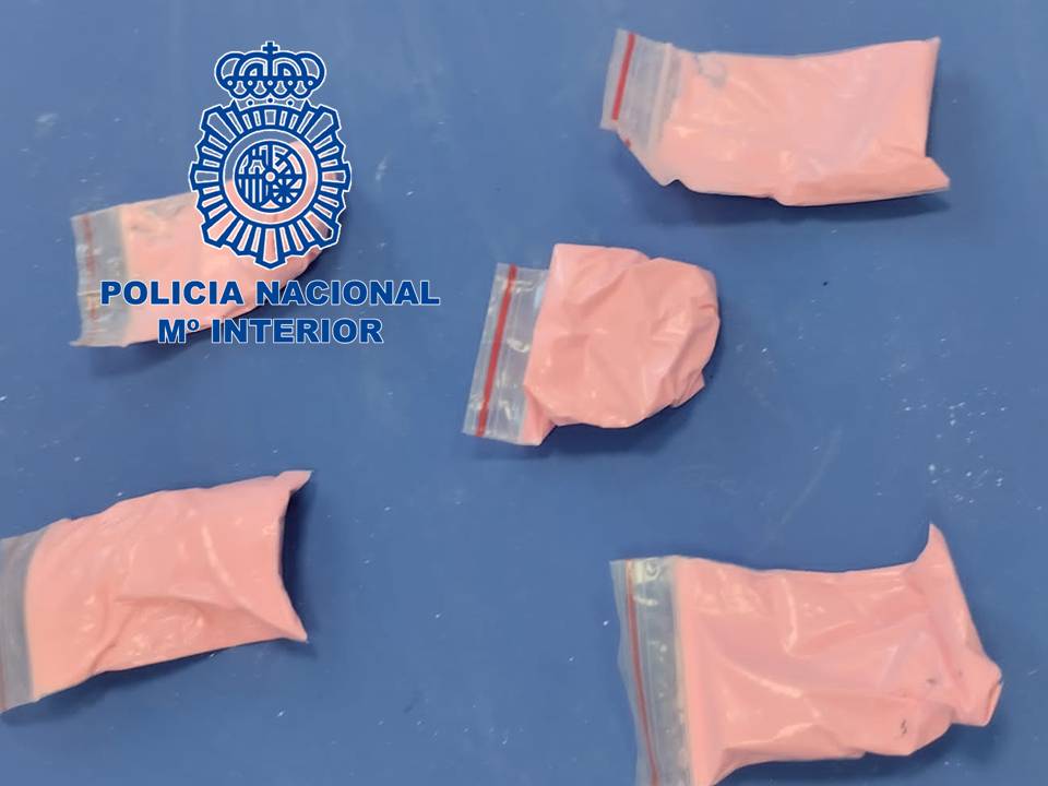 La Policía Nacional detiene a 3 personas e incauta 5 kilos de cocaína de gran pureza y 100 gramos de Ketamina (Cocaína Rosa)