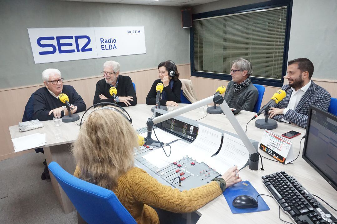 Para conmemorar este día, recordamos los inicios de esta emisora, entre otras cosas