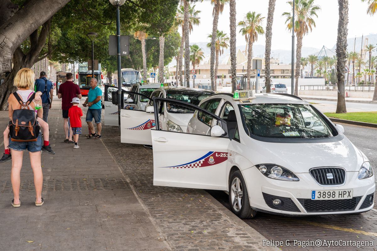 Parada de taxis en Cartagena