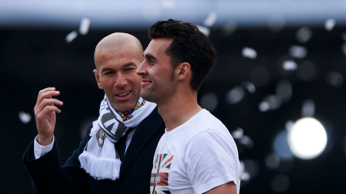 "Si Florentino Pérez consiguiese que Zidane renuncie a Francia y coja al Real Madrid, sería el candidato número uno"