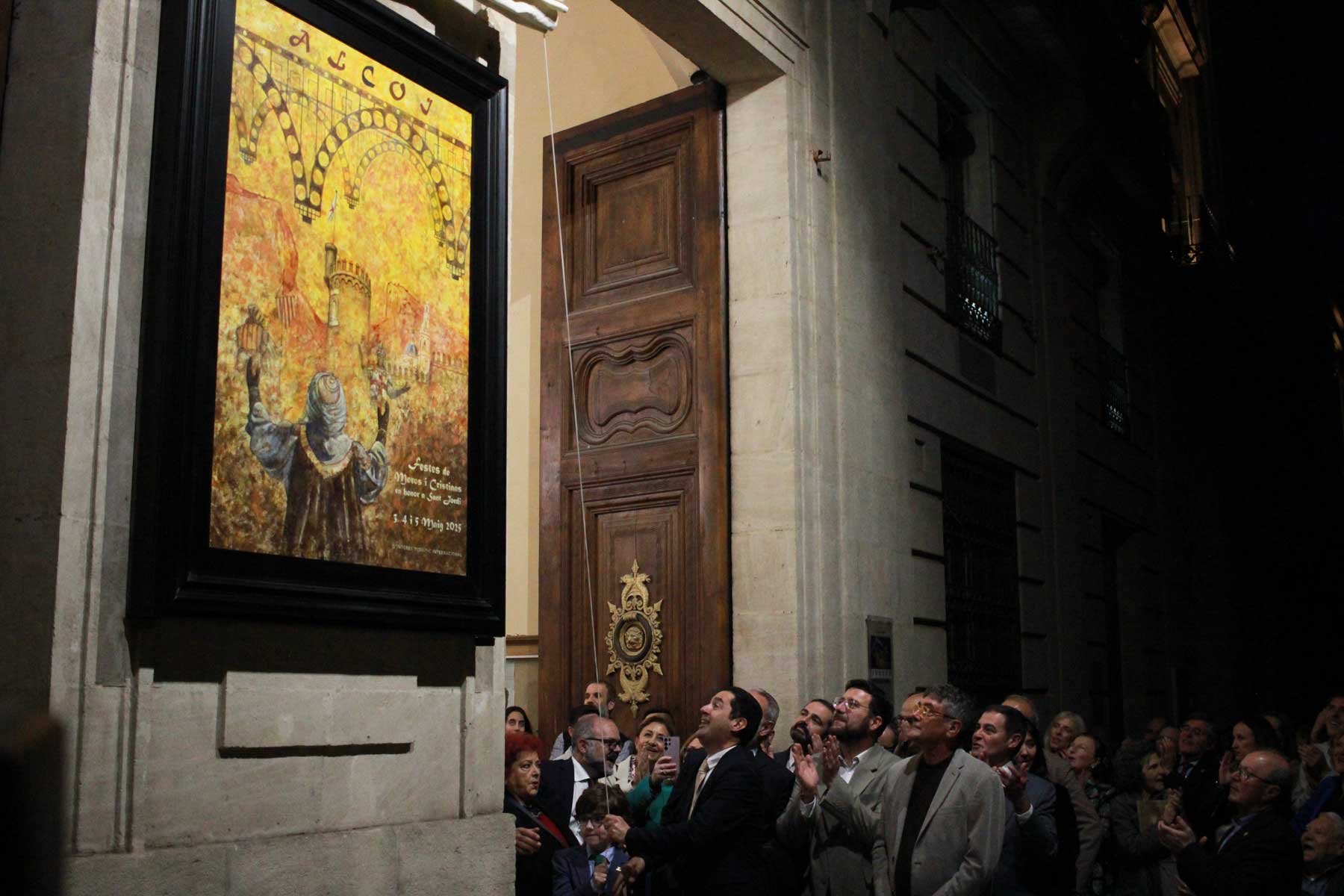 El cartel de Ximo Canet ya anuncia las Fiestas de Moros y Cristianos de Alcoy 2025