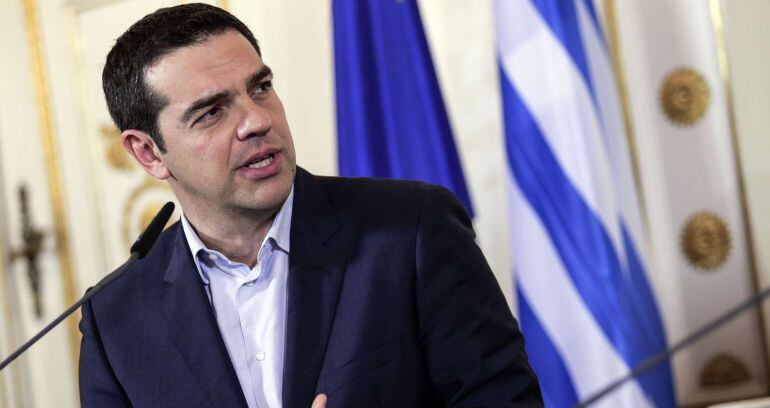 Greek Prime Minister Alexis Tsipras and Austria&#039;s Chancellor (not in picture) give a joint press conference on February 9, 2015 in Vienna.    AFP PHOTO / PATRICK DOMINGO