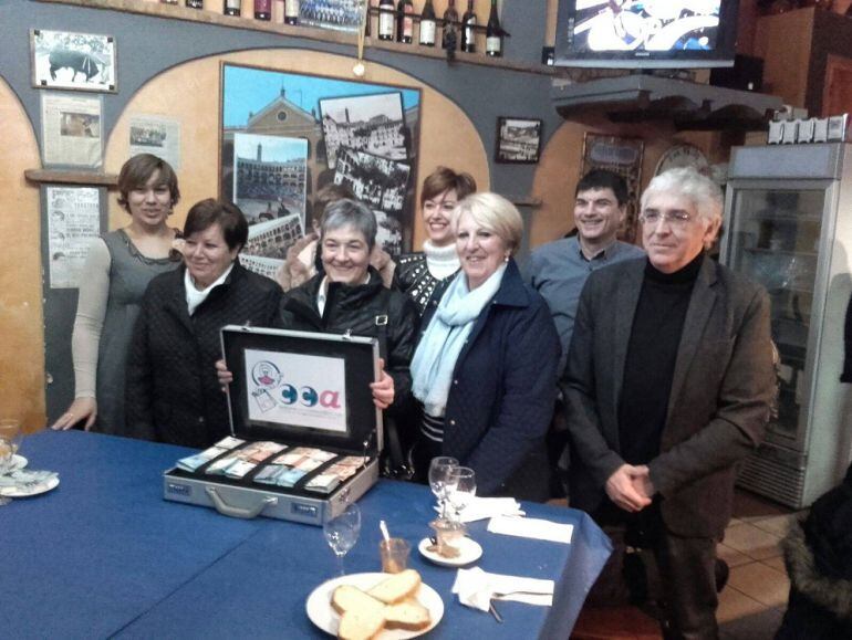 La premiada con los comerciantes 