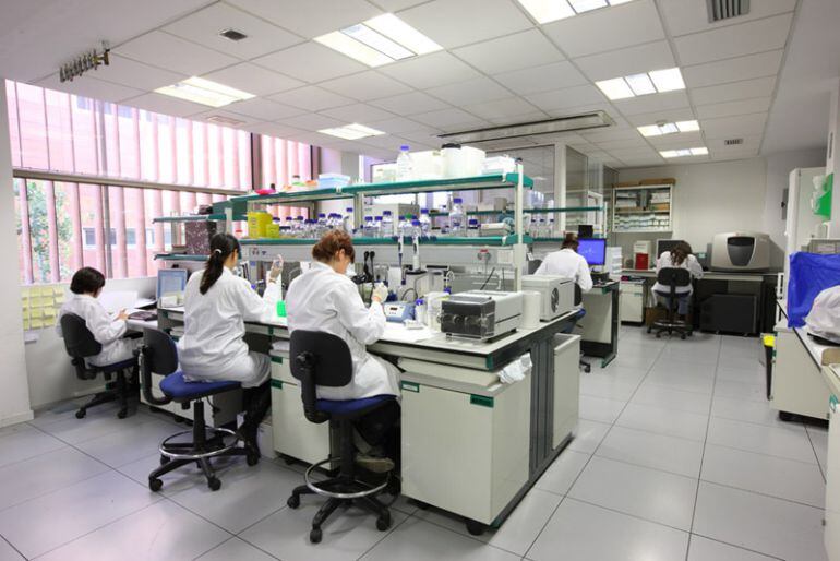 Laboratorio de Neuron Bio en su sede del Parque Tecnológico de la Salud (PTS) en Granada