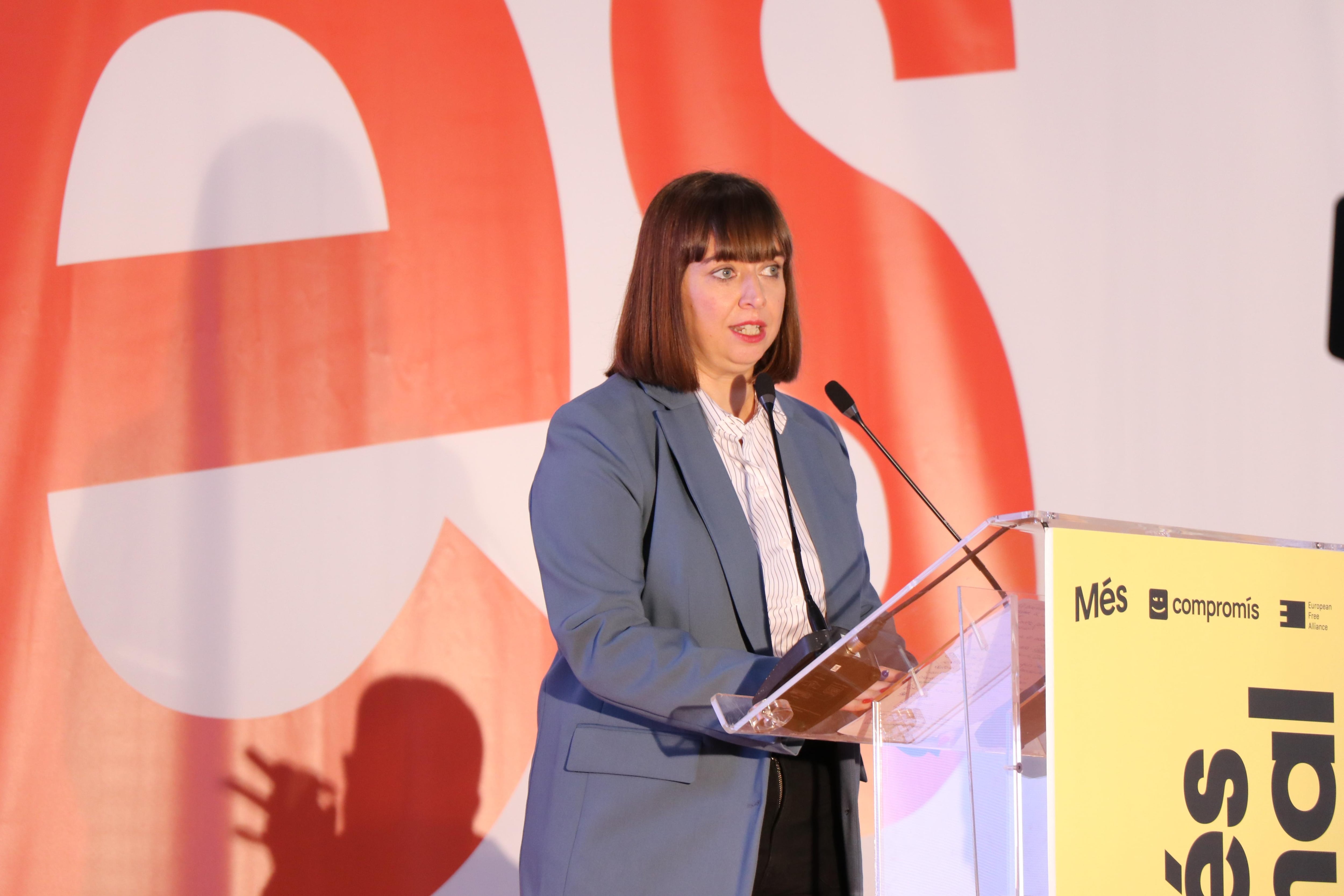 La secretaria general de Més-Compromís, Amparo Piquer, durante el noveno Congrès Nacional de la formación.