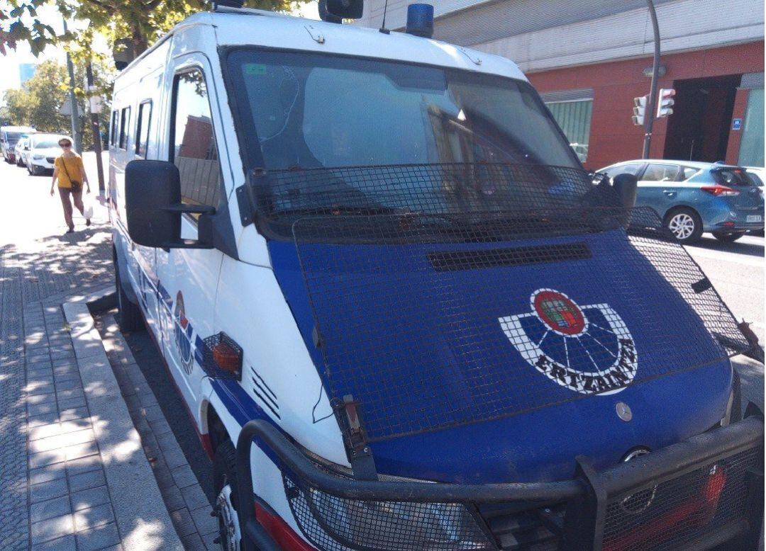 Se trata de una red de origen chino y la operación policial todavía sigue abierta. En el transcurso del operativo han sido detenidas tres mujeres y dos hombres.