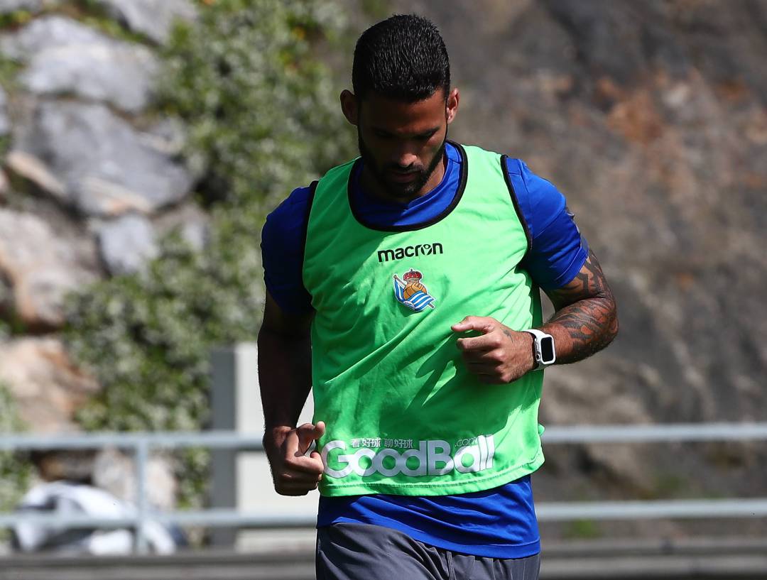 Willian José se ejercita en Zubieta