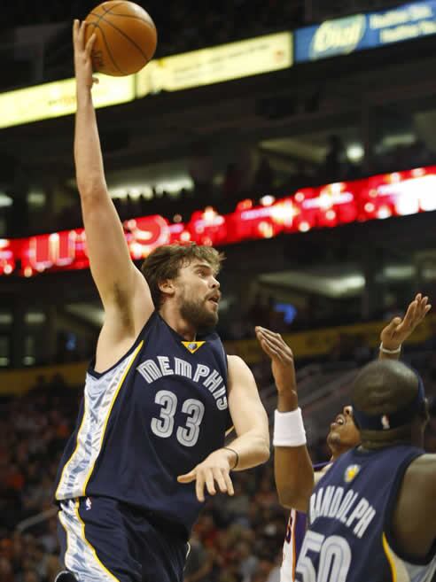 El pequeño de los Gasol ha brillado bajo los tableros, con 19 puntos y 15 rebotes